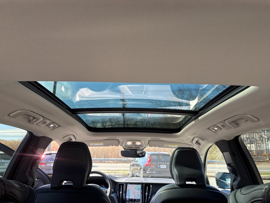 2023 Volvo XC60 Core - Photo 24