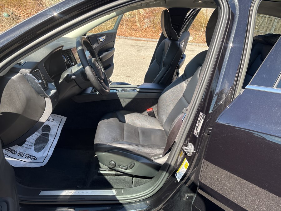 2023 Volvo XC60 Core - Photo 7