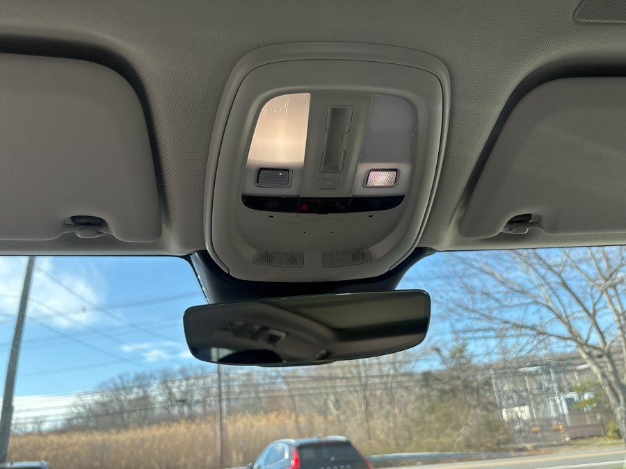 2023 Volvo XC60 Core - Photo 22