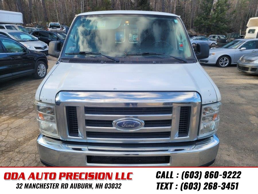 2013 Ford E-Series E-350 Super Duty's photo