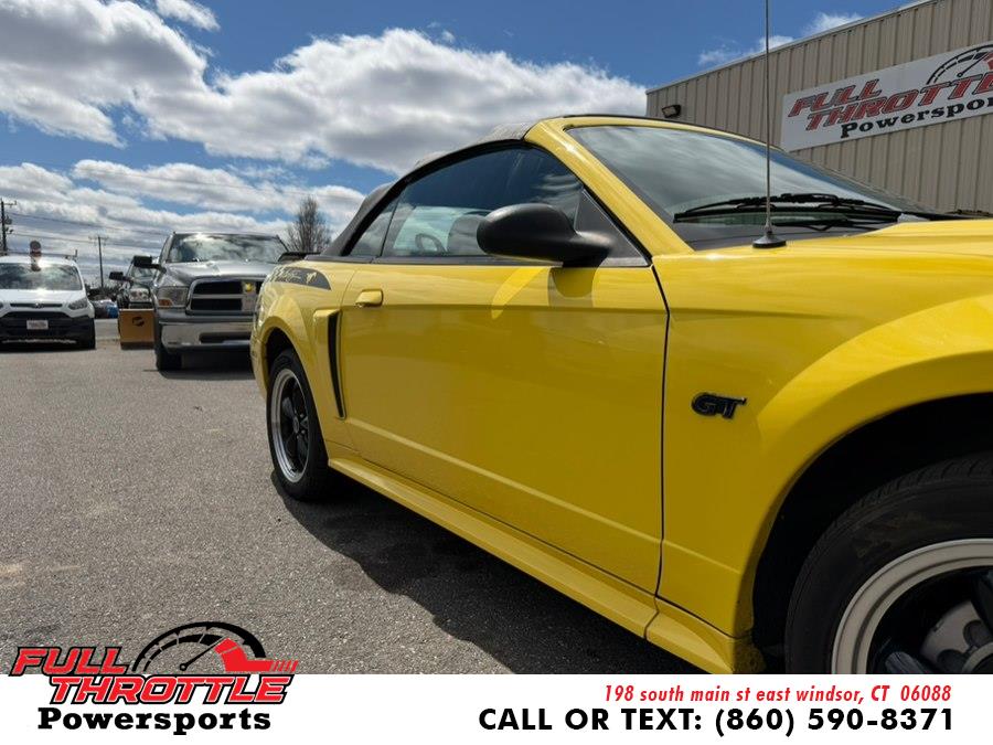 2003 Ford Mustang's photo