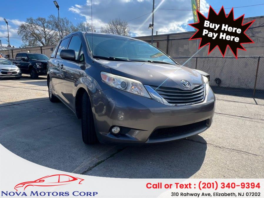 2011 Toyota Sienna XLE
