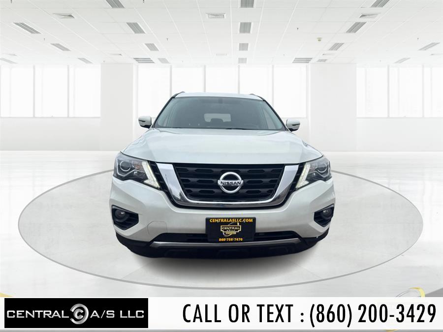 2018 Nissan Pathfinder SV 4WD's photo