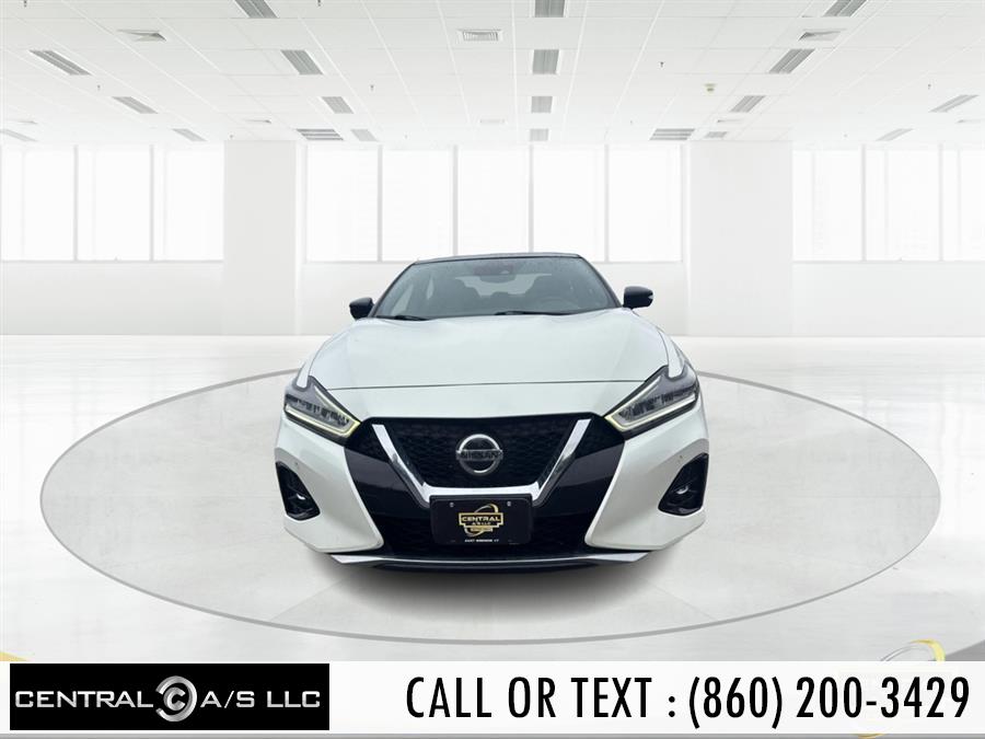 2019 Nissan Maxima SR's photo