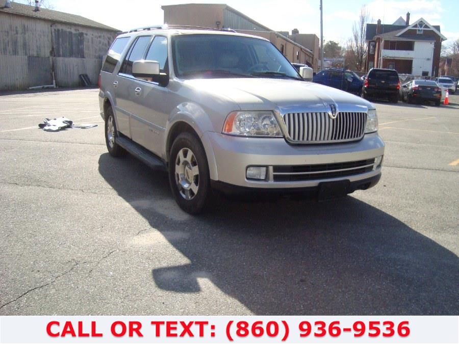 2005 Lincoln Navigator Luxury