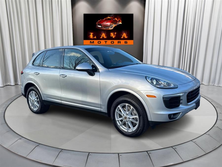 2017 Porsche Cayenne Platinum Edition