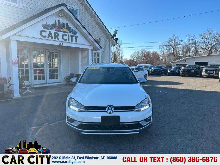 2018 Volkswagen Golf Alltrack TSI S 4Motion DSG's photo