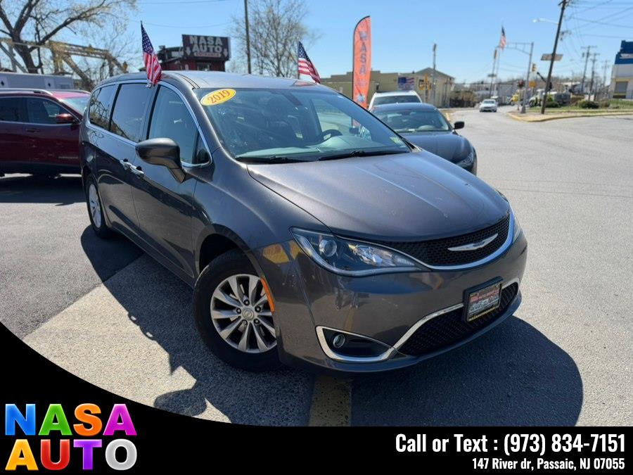 2019 Chrysler Pacifica Touring Plus
