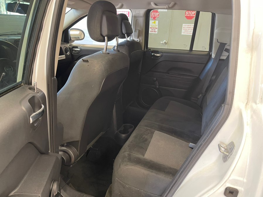 2016 Jeep Compass Sport - Photo 25