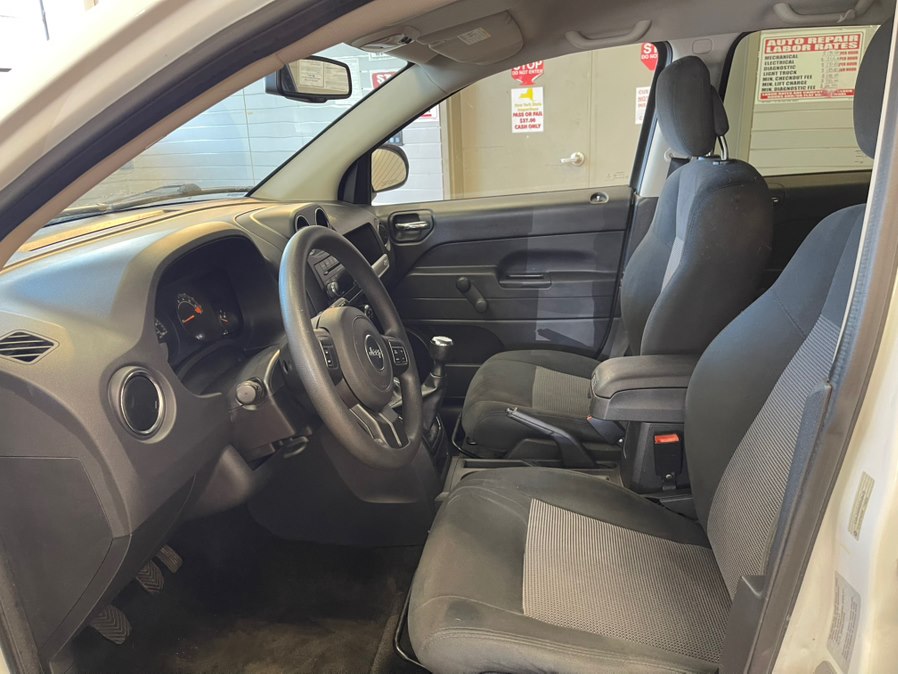 2016 Jeep Compass Sport - Photo 19