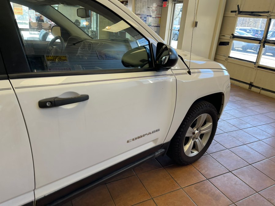 2016 Jeep Compass Sport - Photo 17