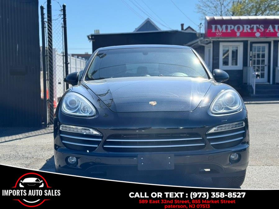 2014 Porsche Cayenne Platinum Edition's photo