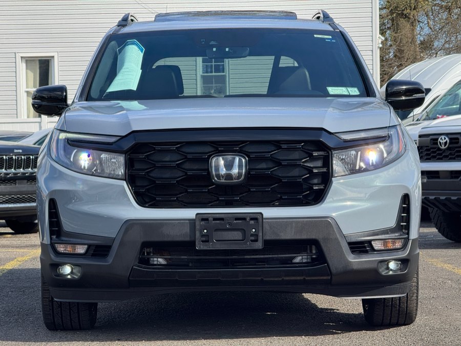 2023 Honda Passport 3.5 Elite 4WD Auto's photo