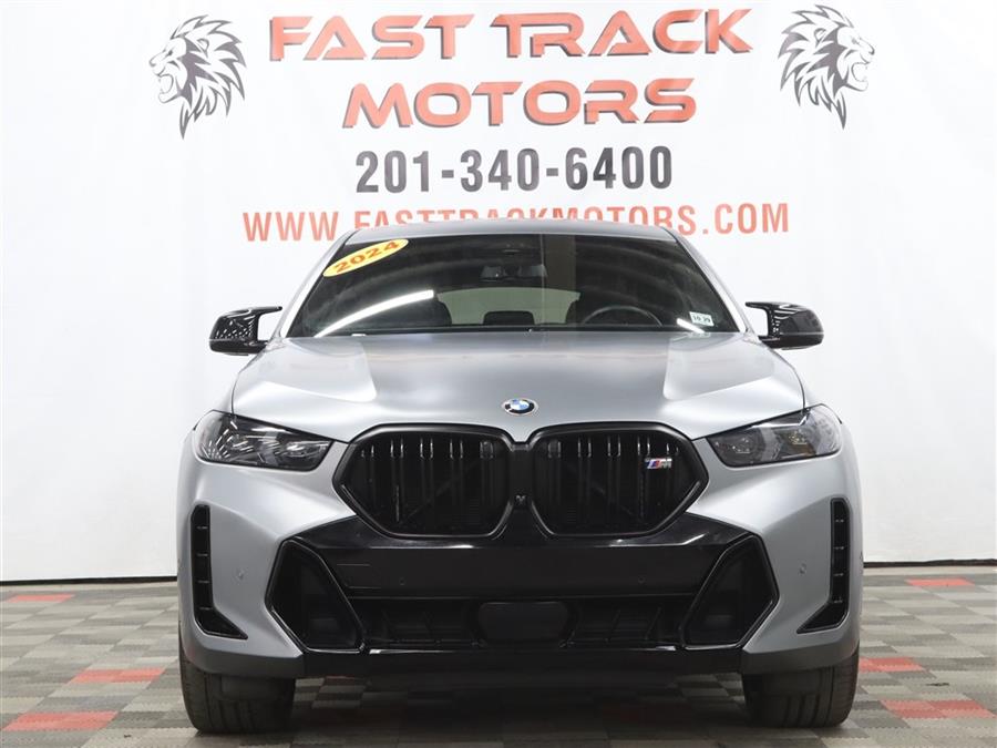 2024 BMW X6 M60i's photo