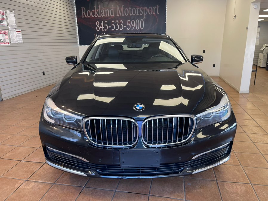 2018 BMW 7 Series 740i xDrive's photo
