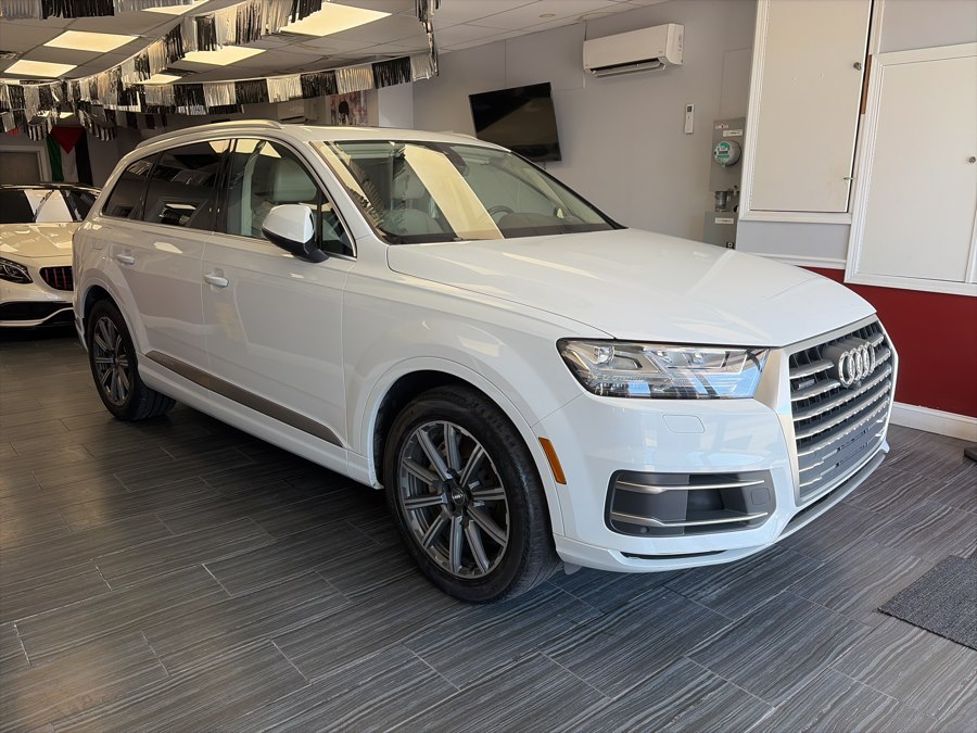 2019 Audi Q7 SE Premium Plus