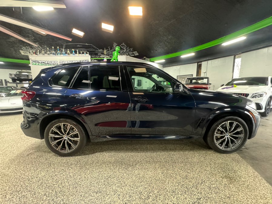 2021 BMW X5 xDrive40i's photo