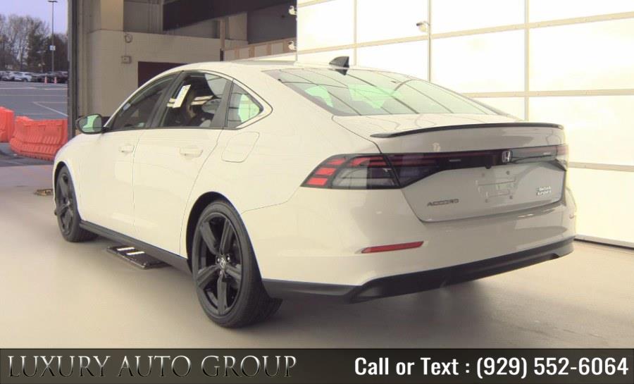 2023 Honda Accord Hybrid Sport w/o BSI's photo