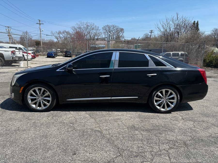 2013 Cadillac XTS 3.6L AWD Premium Collection's photo