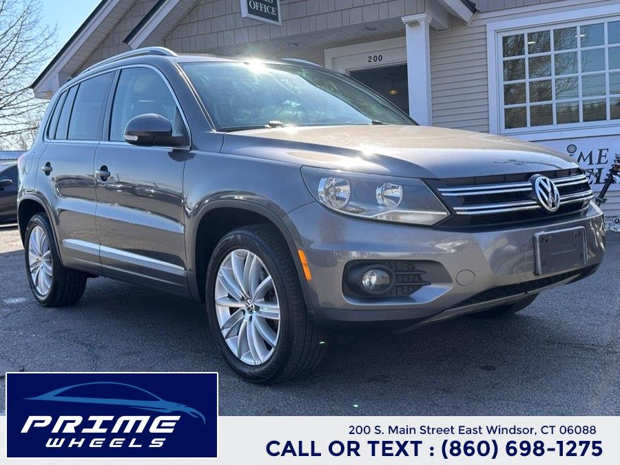 2012 Volkswagen Tiguan 4WD 4dr Auto SE w/Sunroof & Nav, available for sale in East Windsor, Connecticut | Prime Wheels. East Windsor, Connecticut
