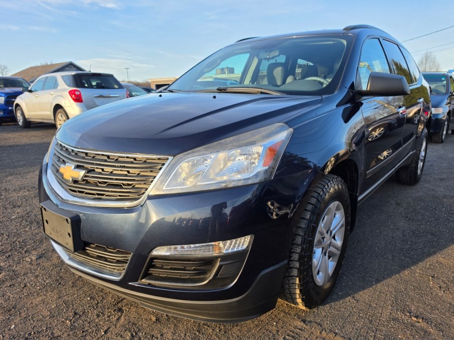 Used 2017 Chevrolet Traverse in East Windsor, Connecticut | STS Automotive. East Windsor, Connecticut