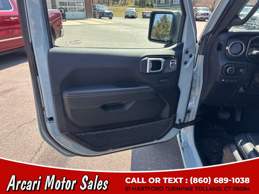 2024 Jeep Wrangler 4xe Sahara 4XE - Photo 13