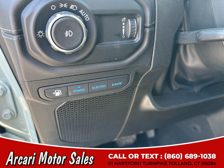 2024 Jeep Wrangler 4xe Sahara 4XE - Photo 19
