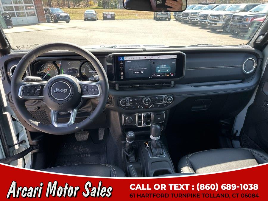 2024 Jeep Wrangler 4xe Sahara 4XE - Photo 17