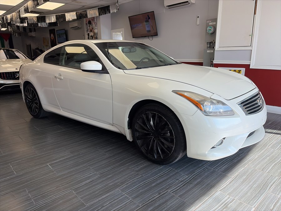 2015 INFINITI Q60 Coupe Base
