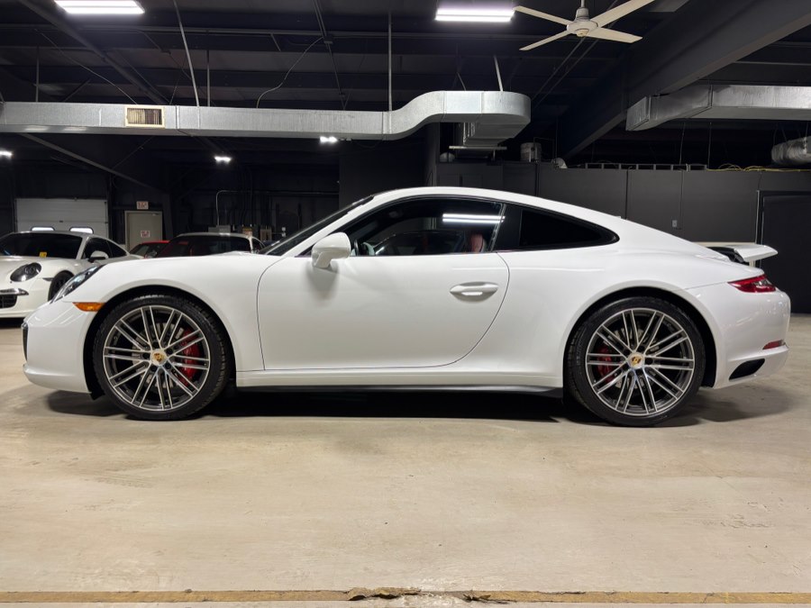 2019 Porsche 911 GTS