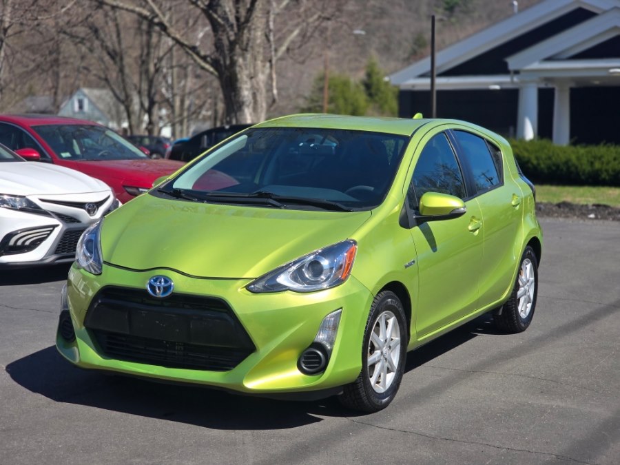 2015 Toyota Prius c Three