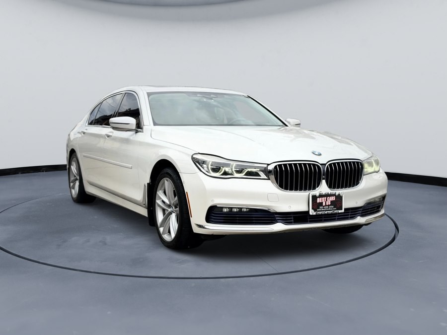 2017 BMW 7 Series 750i xDrive's photo