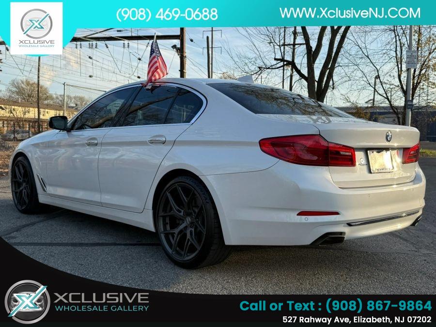 2018 BMW 5 Series 540i xDrive Sedan's photo