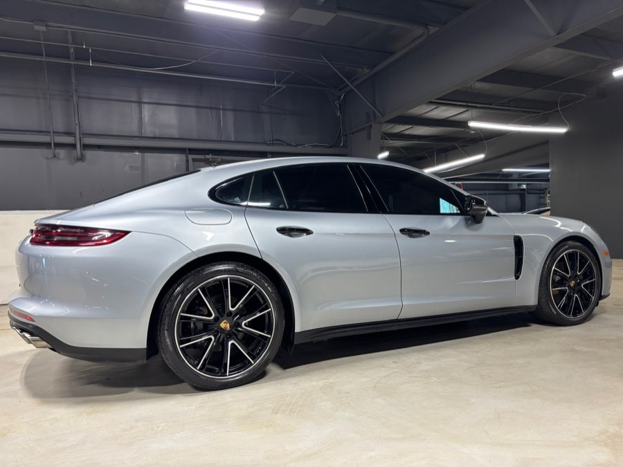 2018 Porsche Panamera