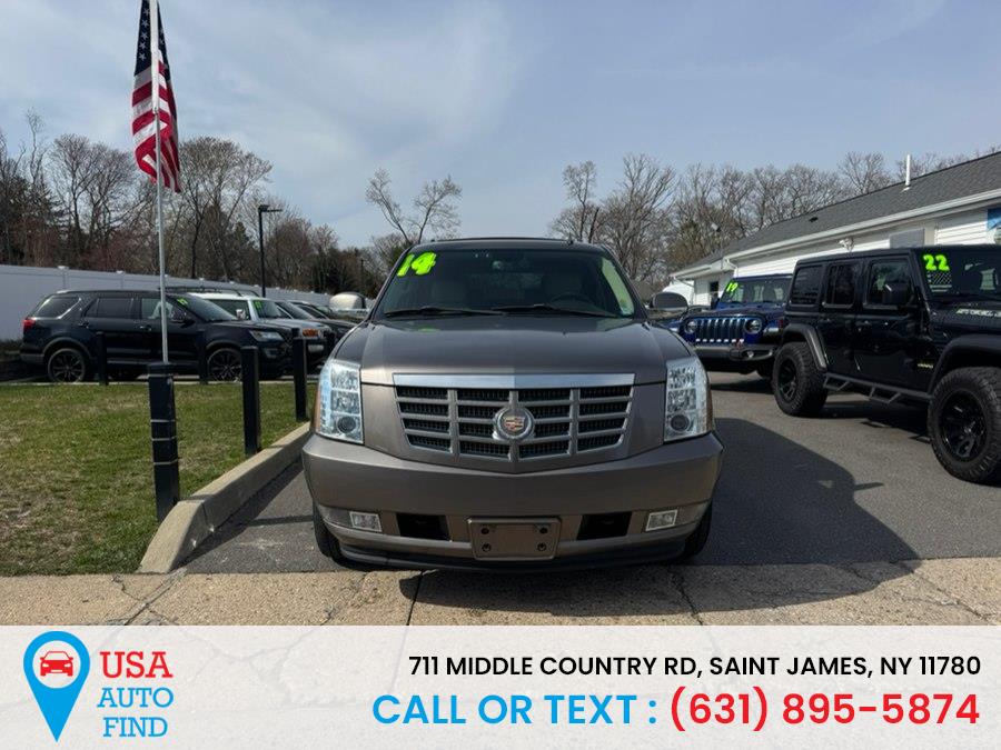 2014 Cadillac Escalade AWD Luxury's photo