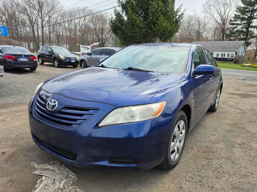 2007 Toyota Camry 4dr Sdn I4 Auto LE (Natl), available for sale in East Windsor, Connecticut | STS Automotive. East Windsor, Connecticut