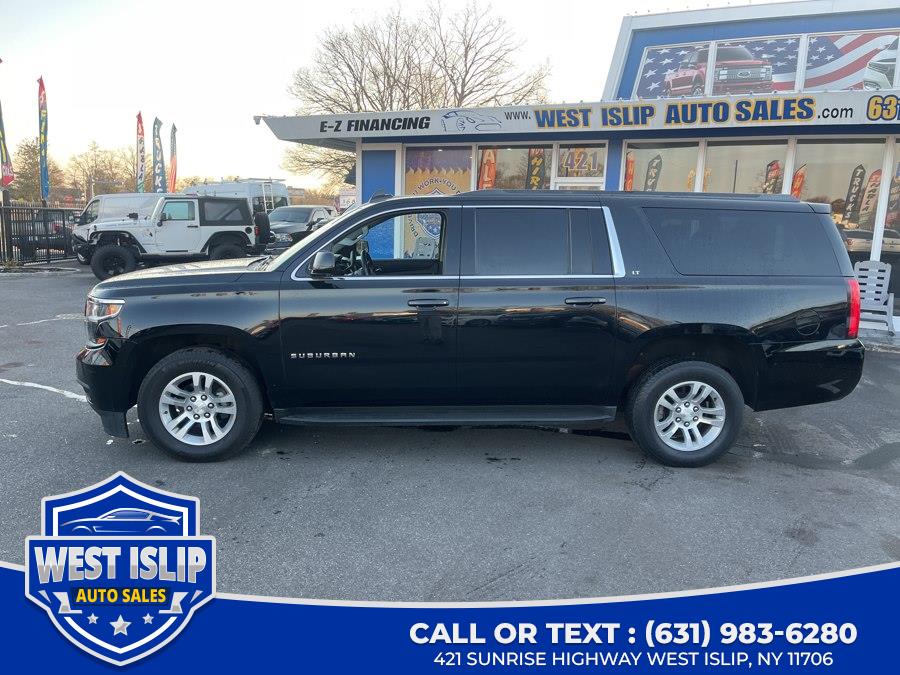 2018 Chevrolet Suburban 4WD 1500 LT's photo