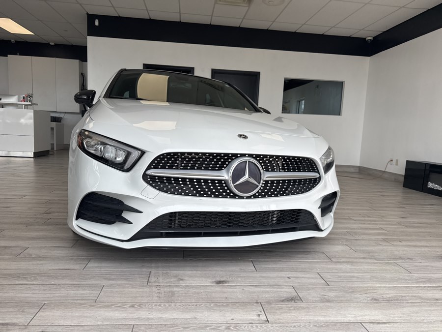 2019 Mercedes-Benz A-Class A220 4MATIC's photo
