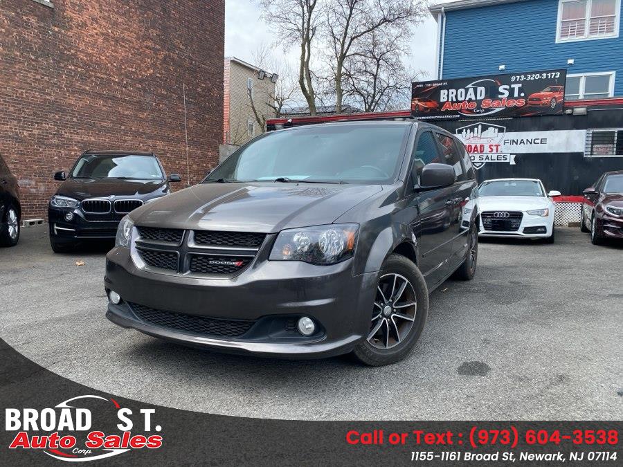 2017 Dodge Grand Caravan GT's photo