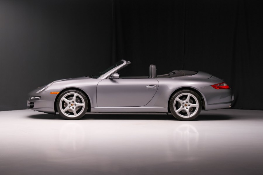 2005 Porsche 911 Carrera Cabriolet's photo
