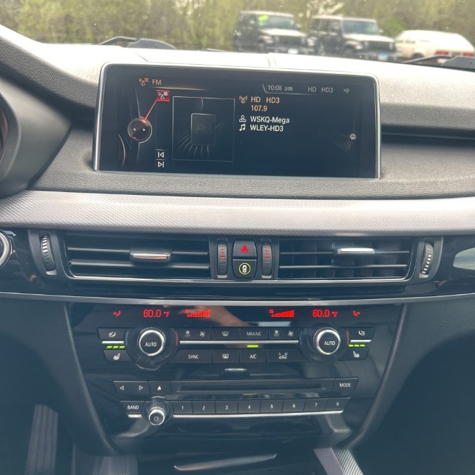 2016 BMW X5 xDrive50i - Photo 11