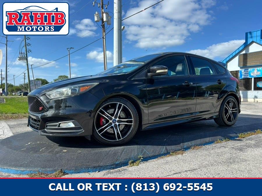 2015 Ford Focus 5 Door Hatch ST's photo