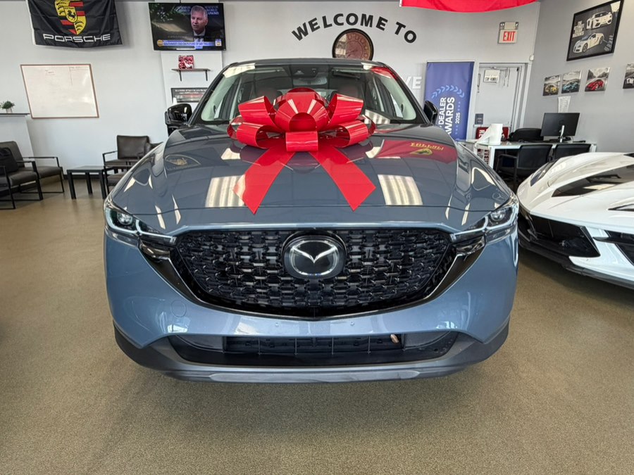 2024 Mazda CX-5 S Carbon Edition Auto AWD's photo