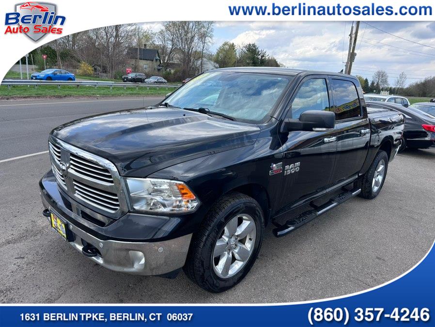 2018 RAM 1500 Big Horn 4x4 Crew Cab 5'7's photo