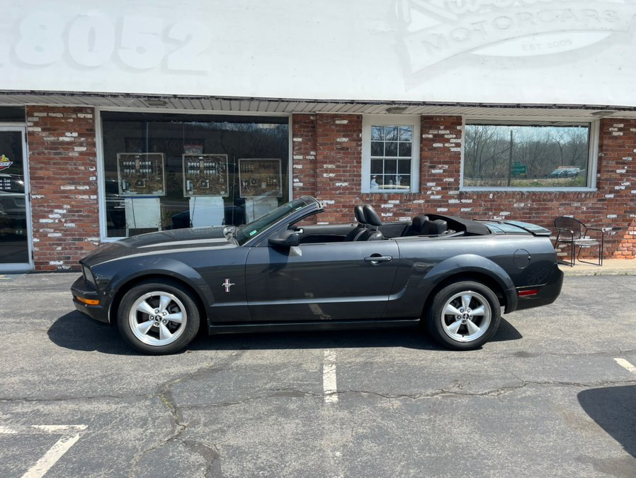 2008 Ford Mustang V6 Premium's photo