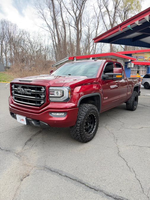 2017 GMC Sierra 4WD Double Cab Standard Box SLT's photo