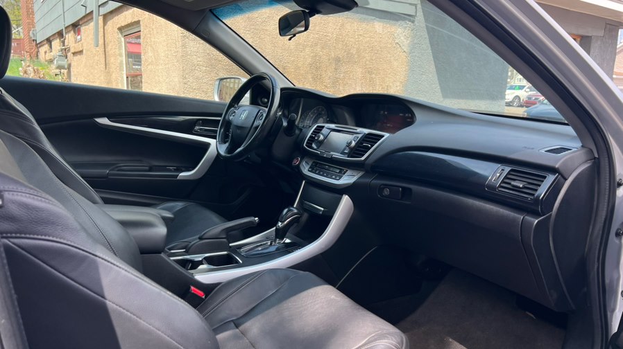 2013 Honda Accord EX-L V6 - Photo 32