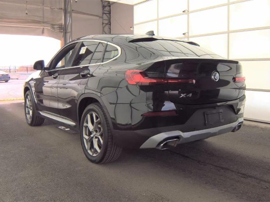 2023 BMW X4 xDrive30i's photo