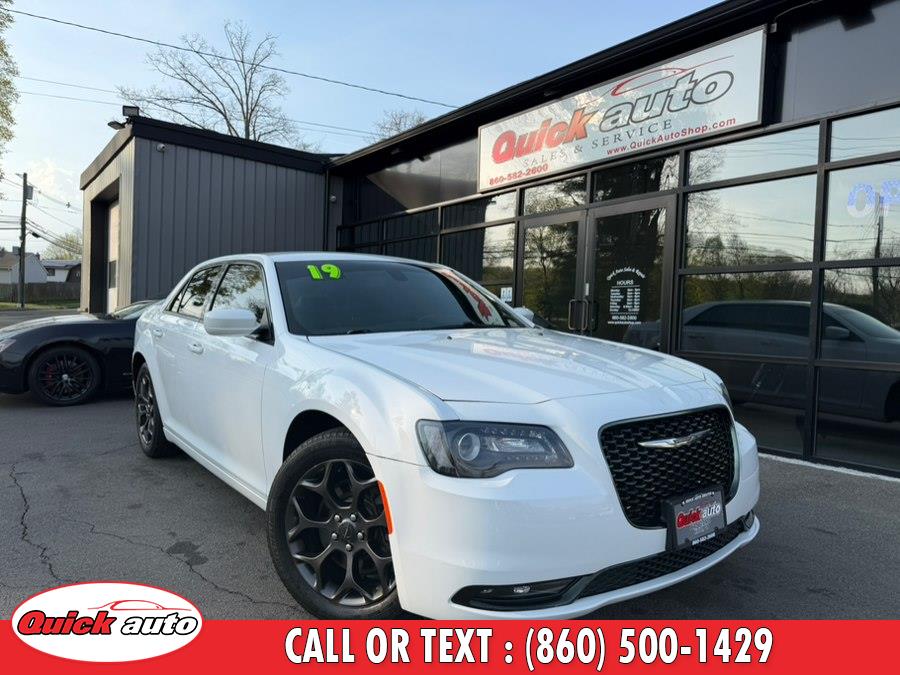 2019 Chrysler 300