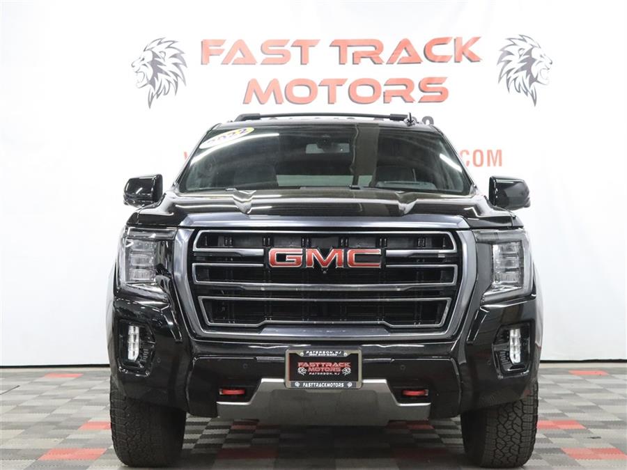 2022 GMC Yukon 4WD AT4's photo